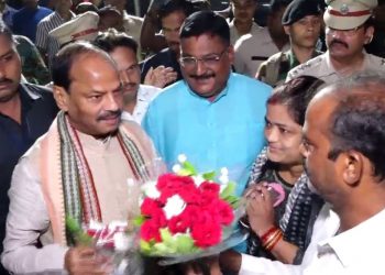 New Governor of Odisha Raghubar Das arrives in Puri ahead of swearing-in ceremony