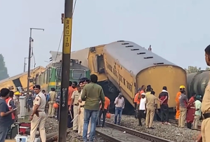 Passengers recount moments after Andhra Pradesh train derailment, thank God for being alive