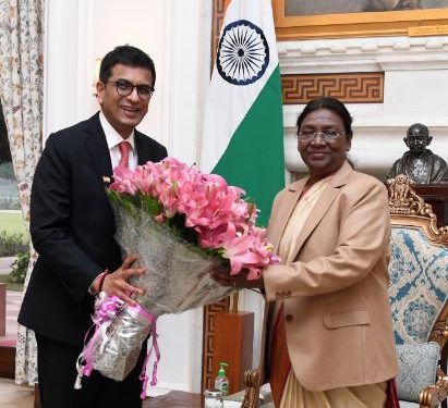D Y Chandrachud - Droupadi Murmu