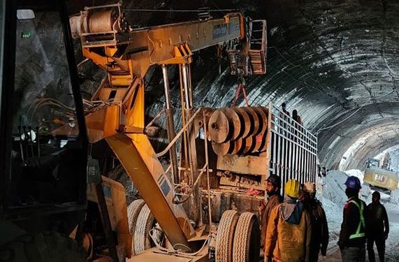 Silkyara tunnel Uttarakashi