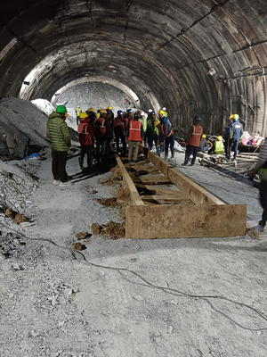 Uttarkashi tunnel collapse: Rescue operation on hold after machine snag