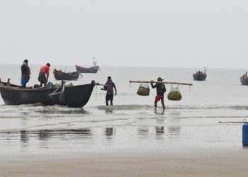 Boat with 40 fishers missing in Arabian Sea, search op launched