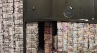 Odisha I-T raids_Rs200 crore in cash recovered as counting on