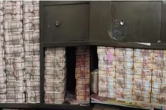 Odisha I-T raids_Rs200 crore in cash recovered as counting on