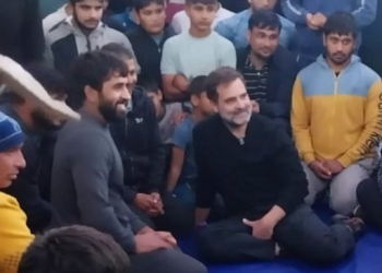 Rahul Gandhi visits 'akhara' in Haryana's Jhajjar, meets wrestlers