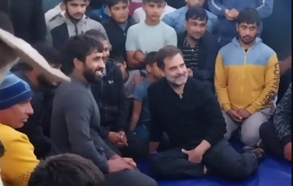 Rahul Gandhi visits 'akhara' in Haryana's Jhajjar, meets wrestlers