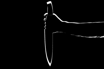 MP Shocker: Man slits minor daughter's throat, throws in bushes assuming her dead; girl survives