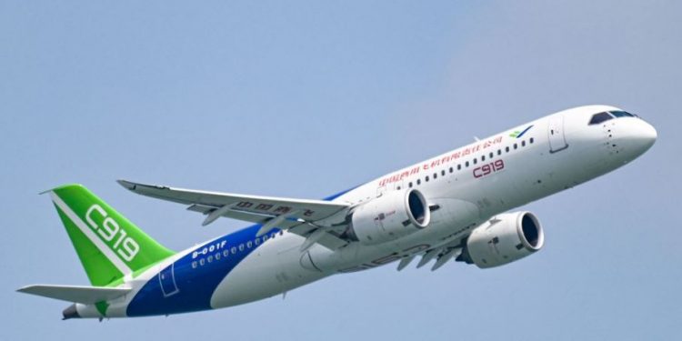 COMAC C919 - Singapore Airshow