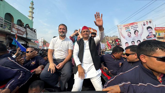 Akhilesh Yadav joins Rahul Gandhi's Bharat Jodo Nyay Yatra in Agra