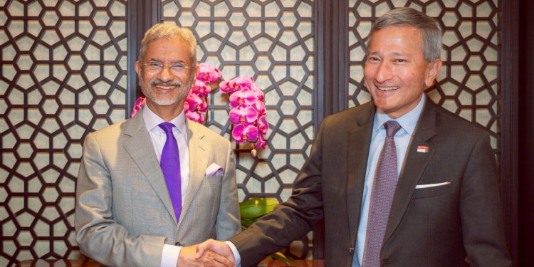 Jaishankar meets top Singapore ministers to further deepen bilateral ties