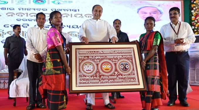 Naveen lays foundation for Rs 100cr Adivasi Bhawan in Bhubaneswar