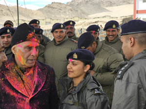 Rajnath Singh celebrates Holi with soldiers