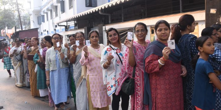 Bengal: Three LS seats record over 31% voting till 11am