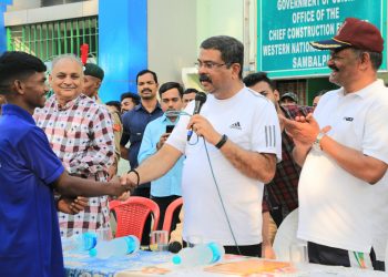 Dharmendra Pradhan meets Agniveer aspirants in Odisha's Sambalpur