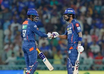 KL Rahul, Deepak Hooda fifties take Lucknow Super Giants to 196