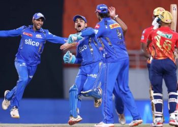 IPL: MI beat PBKS by nine runs Mullanpur: Ashutosh Sharma's pyrotechnics did not prove to be enough as five-time champions Mumbai Indians beat Punjab Kings by nine runs in an Indian Premier League match here Thursday. Chasing a challenging 193, young sensation Ashutosh played the knock of his nascent career, smashing a 28-ball 61 to keep PBKS in the hunt till the end. Besides Ashutosh, Shashank Singh made 41 off 25 balls for PBKS but were eventually bowled for 183 in 19.1 overs. Suryakumar Yadav struck 78 off 53 balls to take MI to 192 for seven. For MI, Jasprit Bumrah (3/21) and Gerald Coetzee (3/32) shared six wickets between them. Brief Scores: Mumbai Indians: 192 for 7 in 20 overs (Suryakumar Yadav 78; Harshal Patel 3/31). Punjab Kings: 183 all out in 19.1 overs (Ashutosh Sharma 61, Shashank Singh 41; Jasprit Bumrah 3/21, Gerald Coetzee 3/32). PTI IPL, MI, PBKS