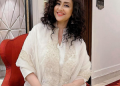 Manisha Koirala oozes elegance in off-white kurta, matching palazzo for 'Heeramandi' promos