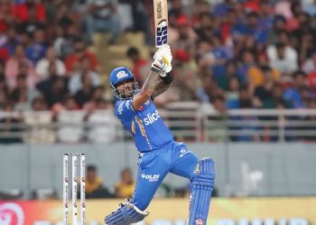 Suryakumar Yadav's 78 lifts Mumbai Indians to 192/7 against Punjab Kings