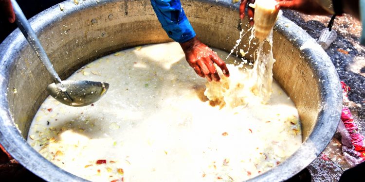 The pana is prepared by mixing water, jaggery, yoghurt and spices having cooling properties.