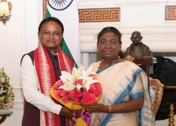 Chief Minister of Odisha Mohan Charan Majhi with President Droupadi Murmu