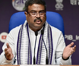 Centre notifies 7-member panel to reform process of competitive exams