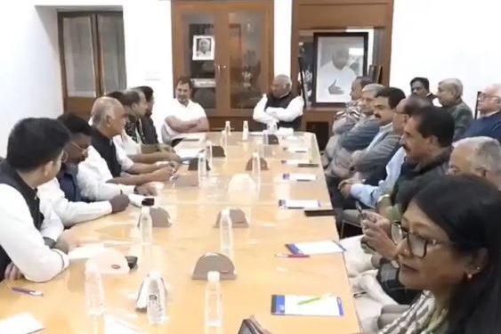 India meeting Kharge