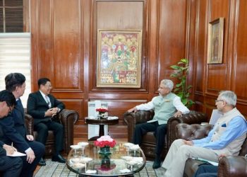 EAM Jaishankar meets Myanmarese counterpart, flags concerns over impact of violence on Indian border