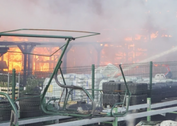 Russia hammers Ukraine's power grid again, Kyiv's drones target more enemy oil depots