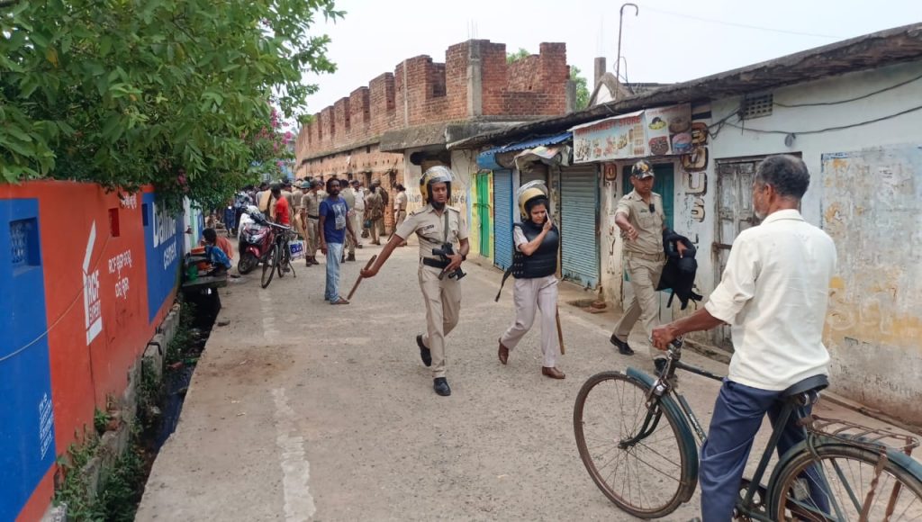 Internet services suspended for 48 hours in Balasore town, curfew extended indefinitely