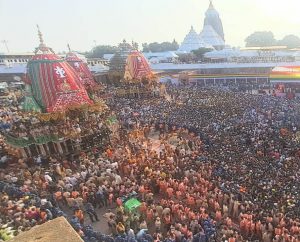 Puri Rath Yatra chariot pulling begins