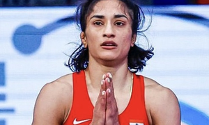 Vinesh Phogat disqualified for being overweight before final
