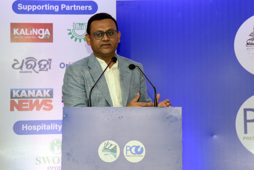 Collective effort need of the hour: Anant Nath