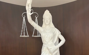 SCBA objects to 'radical changes' in Supreme Court emblem, Lady Justice statue