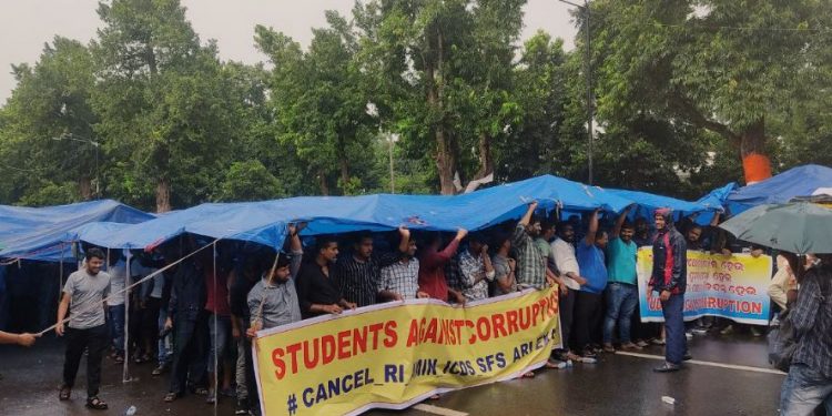 Odisha RI, Amin Exam Irregularities