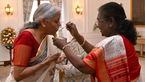 Budget 2025: President Murmu feeds customary 'dahi-cheeni' to FM Sitharaman