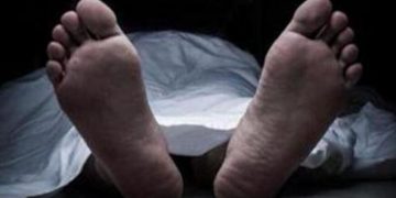 Youth axes father to death over money for mobile