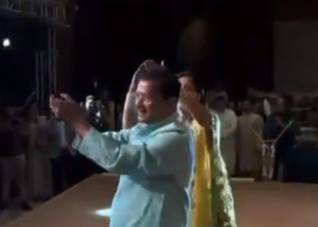 Watch Arvind Kejriwal, wife Sunita groove to ‘Pushpa 2’ song at daughter’s engagement