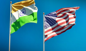 India US flags