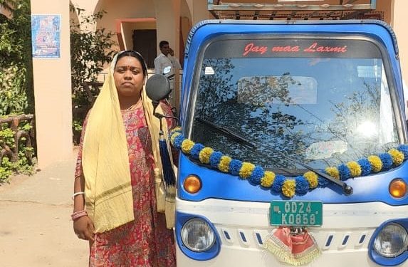 mom drives auto