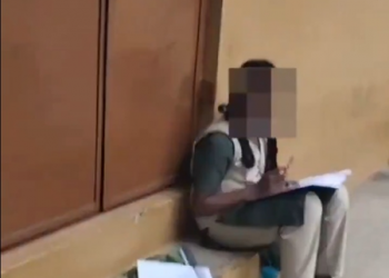 Tamil Nadu girl forced to write exam outside classroom due to menstrual cycle