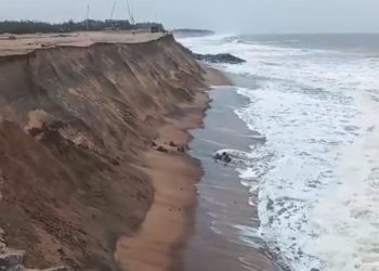 Rising sea inches closer to Ganjam village, residents fear total submergence