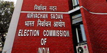 ECI invites Rahul Gandhi to clear his doubts on Maharashtra Assembly polls