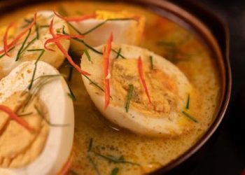 Egg curry