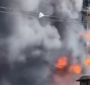Explosion in old mosque