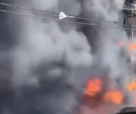 Explosion in old mosque