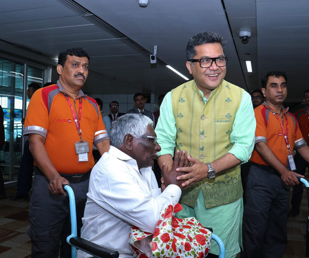 Operation Sindhu: 219 Indian nationals from Iran, 161 from Israel arrive in Delhi