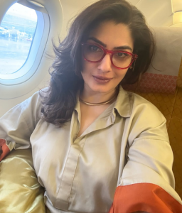 Raveena Tandon boards Air India flight, shares powerful message after Ahmedabad crash