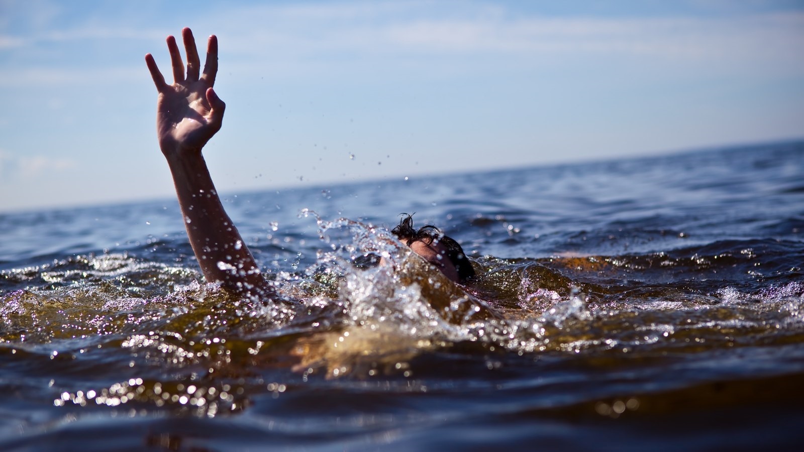 Tourist drowns, another missing at Mandarmani