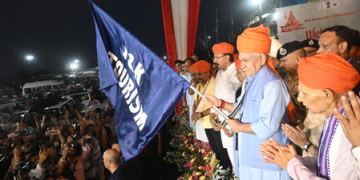 J&K L-G flags off first batch of Amarnath Yatra pilgrims from Jammu amid tight security arrangements