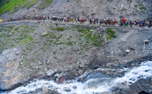 Fresh batch of 7,200 pilgrims leaves for Amarnath yatra